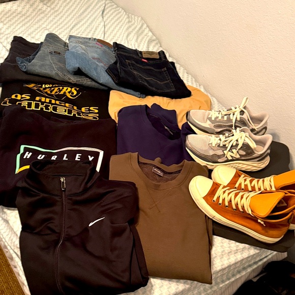 Bundle wrangler DKNY Lee New Balance Converse Eddie Bauer Hurley Nike